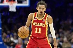 开云官方在线-老鹰胜马刺，特雷-杨关键时刻发威带队取胜()