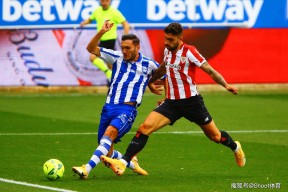 开云体育app-阿拉维斯队取得稳健胜利，迈向胜利()