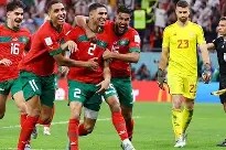 开云体育官网-西班牙新锐球员突破传球界限，成为赛场焦点()